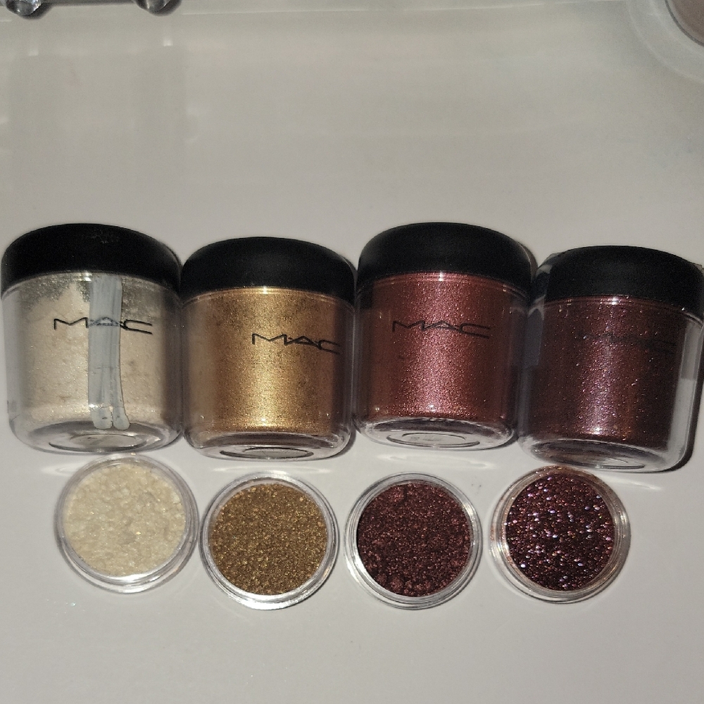 MAC PIGMENT SAMPLE SET